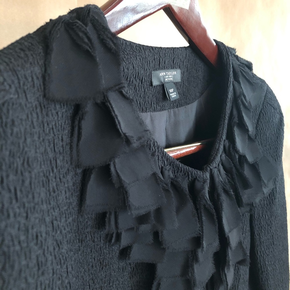 Ann Taylor cropped 3/4 sleeve jacket